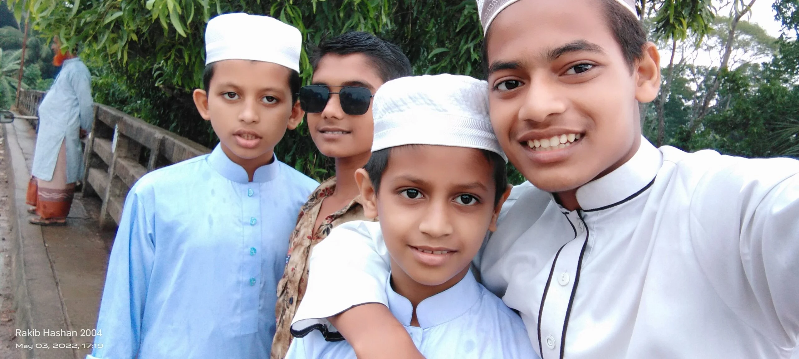 আমি একজন নিম্ন মধ্যবিত্ত পরিবারের সন্তান ৩, ক্ষুদ্রলেখক মোঃ রাকিবুল হাসান
